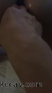 肛交最好多用些润滑剂