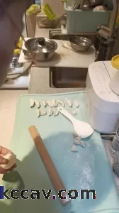 嫂子喊我去她家吃饺子（1）