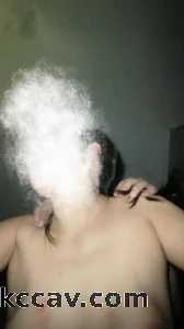 骚老婆被操要求射逼里面，她说让狼友们看