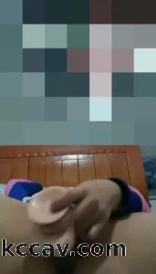 代发:91网友自家骚妻请大家品鉴第一部
