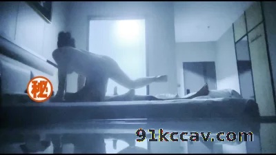 会所寂寞的人妻约到酒店大战300回合口交舔逼69