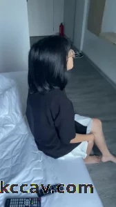 乖巧萌萌眼镜妹 反差感拉满 戴眼镜果然不一样