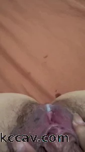 骚女友在家自慰出水