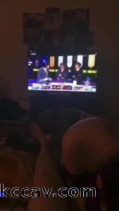边看比赛边办事恭喜edg获胜/河源0762寻固炮