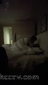老公你只能看着噢