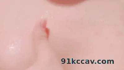 [原创] 0371小骚躲在卫生间自慰第三弹，听声音！！