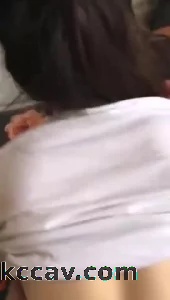 大学城夜店搭讪的大一小美女，翘臀后入