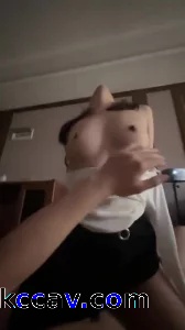 对镜拍扇奶子paipai响