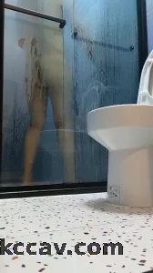 朋友的老婆洗澡