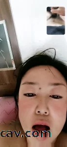 【雨哥原创】极品人妻！自拍十元乐的女人看到我大鸡吧骚逼白浆横流