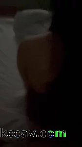 女友穿红色丝袜让我后入她