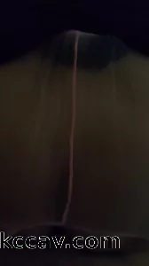 倒车入库。熟女还是很熟练的