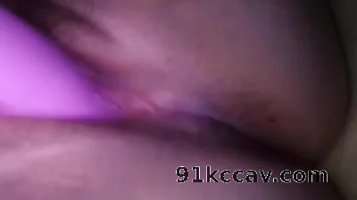 小少妇自我陶醉