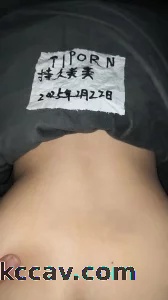 [原创] 卖法兰弯头管件的小妹妹