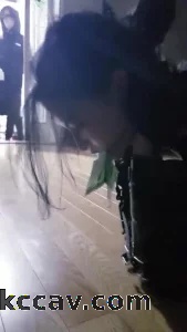 K9人前露出取外卖调教