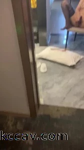 0419-第一次这么玩，有点紧张