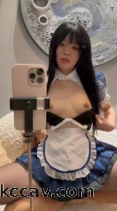私人女仆露脸镜中坐着后入