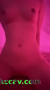 小粉灯女上骑乘爽死