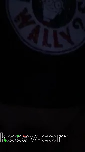 和小女朋友在私人影院。第一次录视频