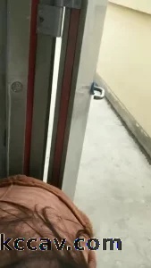 老板的妹妹在楼梯