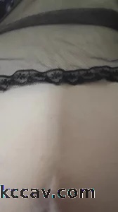 小穴操出白浆