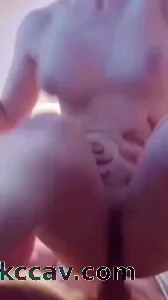 后入大奶子 一晃一晃的
