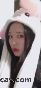 还是韩国女友听话