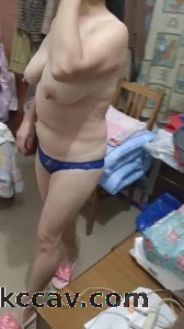熟女试穿新内裤