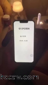 01年反差女在家自慰