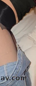 06年身高177的小母狗穿着裤里丝来找我 近距离特写！