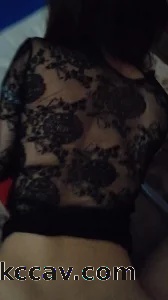 把离婚的女同学约到家里