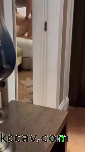 骚逼玩的很爽