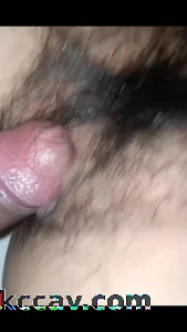 大一妹妹超紧小逼拔出来有声音