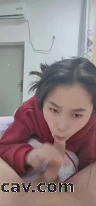 母狗舔鸡巴的功夫很棒