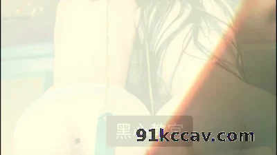 开发一个小人妻的小段内容