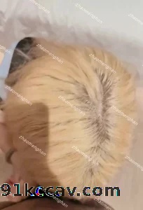 暴操暑假与男友异地的白嫩幼师炮友