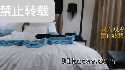 出探花设备 发骚药 偷情实拍 说自己老公秒射满足不了自己