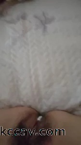 老婆今天穿着珍珠丁字裤自慰诱惑我