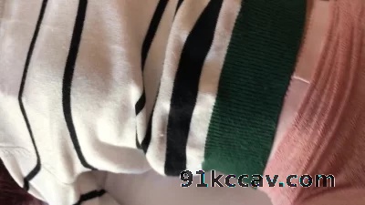 [原创] 00后学生前女友，宿舍里，粉嫩逼逼大长腿，有特写
