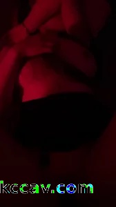 原创调教老婆第一次穿