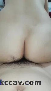 39岁的骚妻又来了，逼毛黑色森林。