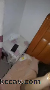 去骚阿姨家里偷情猛干她