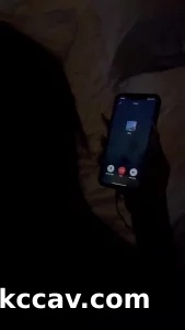 没干嘛 我在吃辣条