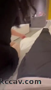 约草少妇到酒店 精彩的对白 少妇好像很喜欢这样的感觉