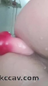 东莞小男娘浴室狗屌自慰，东莞深圳可约，完整版连系方式在剪介