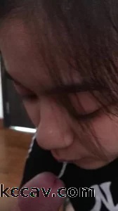 懵懂无知 情窦初开的少女 像一朵花一样