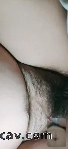 【雨哥原创】真实自拍与骚逼视频抠逼，汁水横流