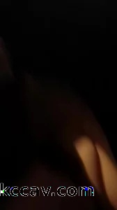 红绿灯下操学姐，人来人往