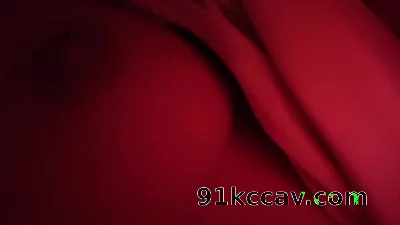 舞蹈生 m 开始更新咯，盖在被子里揉奶子